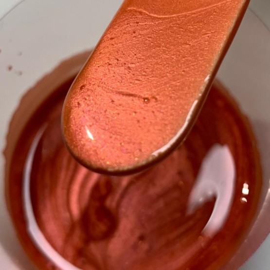 Narandžasti metalik pigment za epoksi smolu