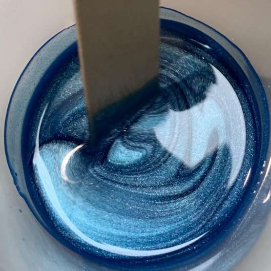 Okean plavi metalik pigment za epoksi smolu